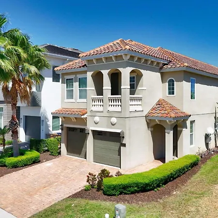 Dazzling 6 Bdrm Villa With Themed Bedrooms At Reunion